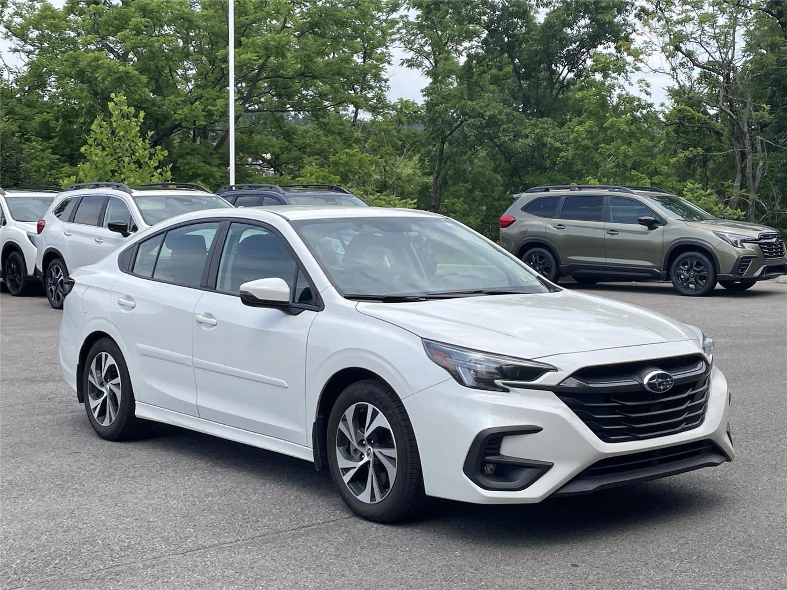 Certified 2025 Subaru Legacy Premium AWD/4WD image 7