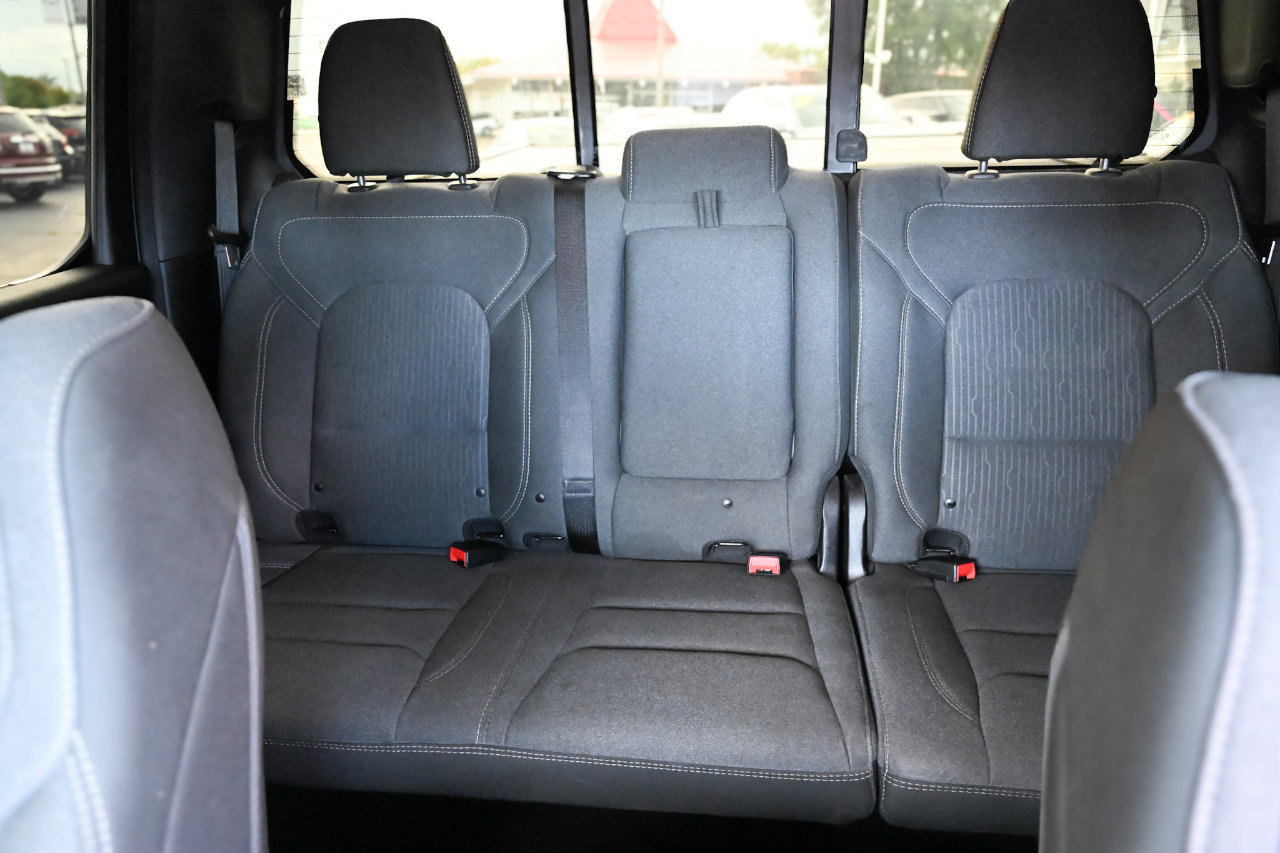 Used 2015 INFINITI QX60 AWD w/ Premium Package image 13