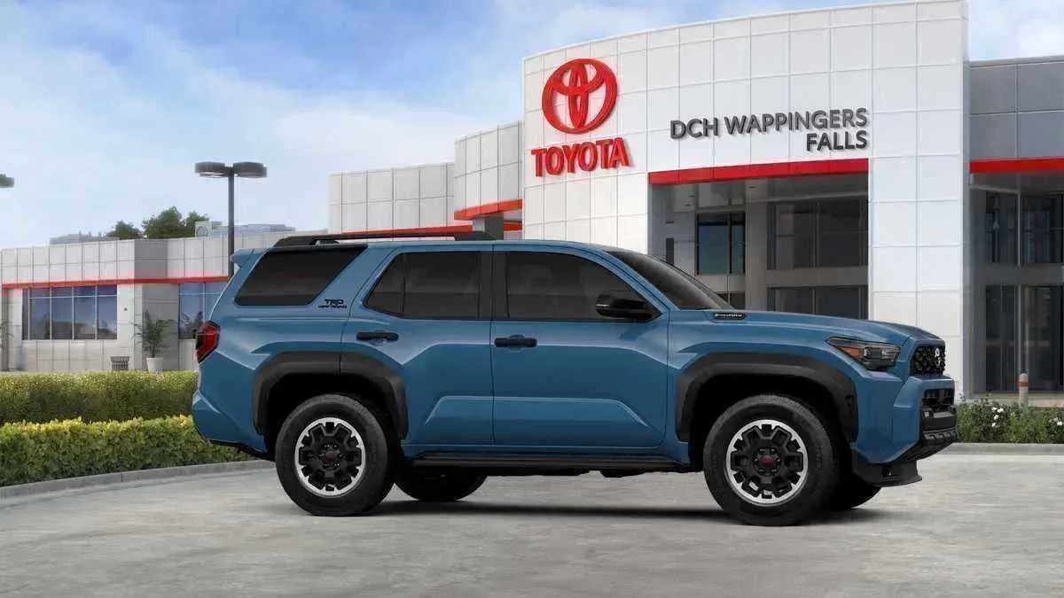New 2026 Toyota 4Runner TRD Off-Road Premium w/ Tow Technology Package AWD/4WD image 15