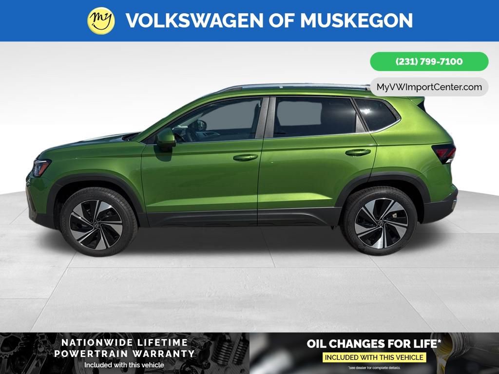 New 2025 Volkswagen Taos SE image 4