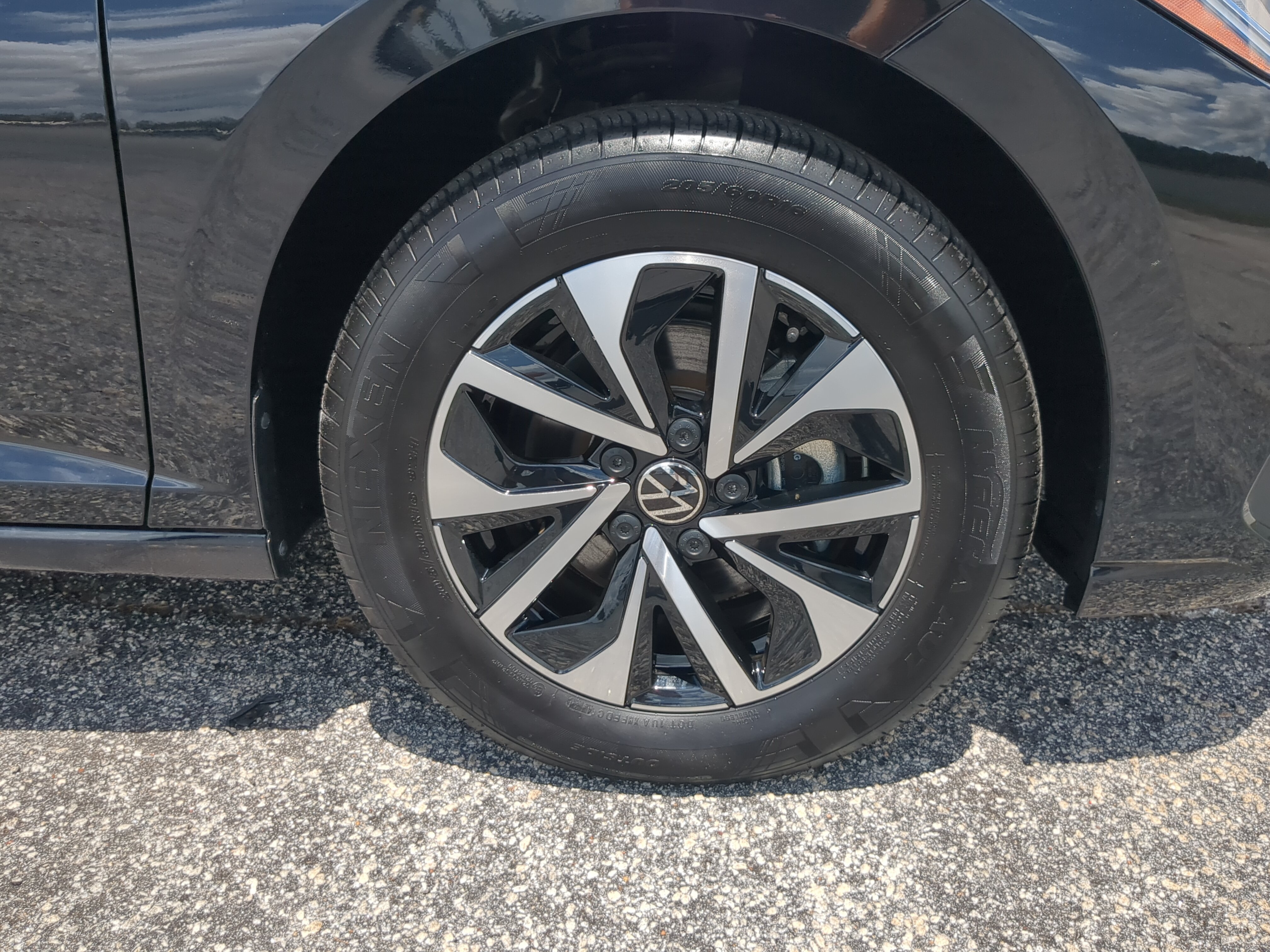 Used 2025 Volkswagen Jetta S FWD image 9