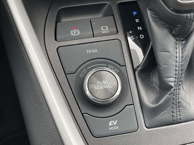 Used 2022 Toyota RAV4 XSE image 33