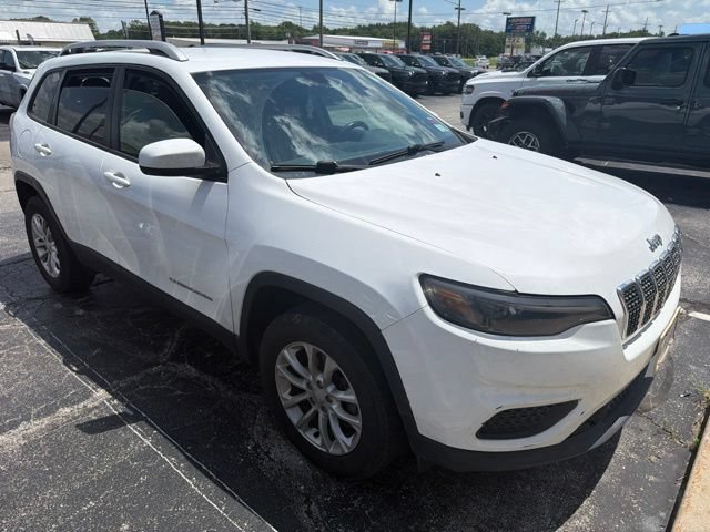 Used 2020 Jeep Cherokee Latitude w/ Cold Weather Group AWD/4WD image 10