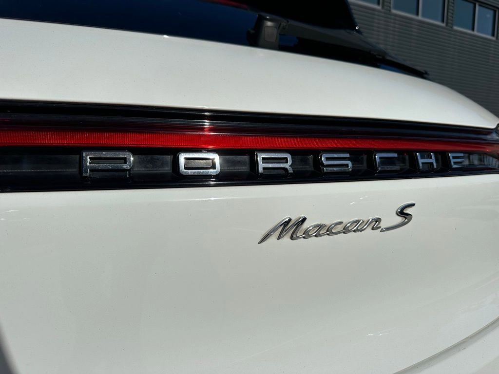 Used 2020 Porsche Macan S image 14