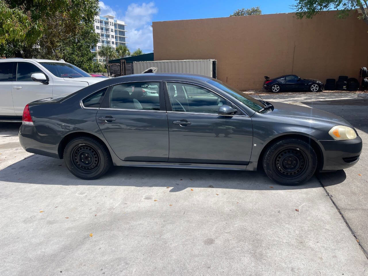 Used 2010 Chevrolet Impala LS image 12