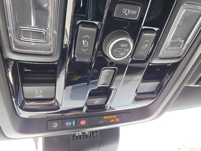 New 2026 Chevrolet Suburban High Country AWD/4WD image 54