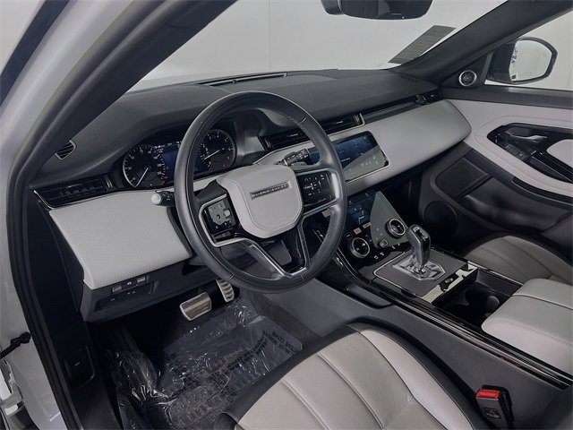 Used 2023 Land Rover Range Rover Evoque R-Dynamic S image 10