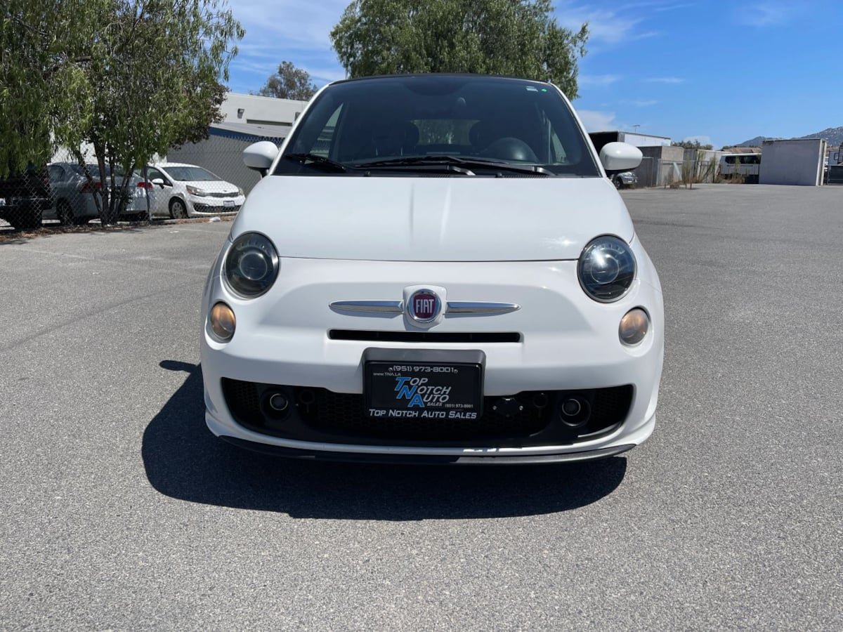 Used 2014 FIAT 500 GQ Edition w/ Comfort/Convenience Group FWD image 2