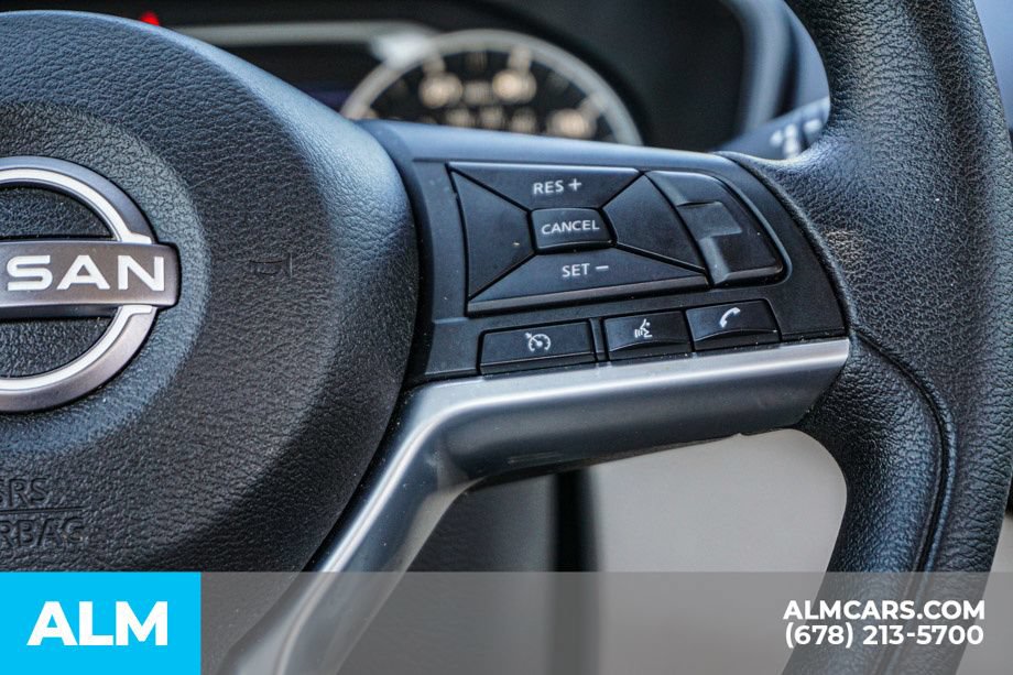 Used 2025 Nissan Altima 2.5 SV FWD image 29
