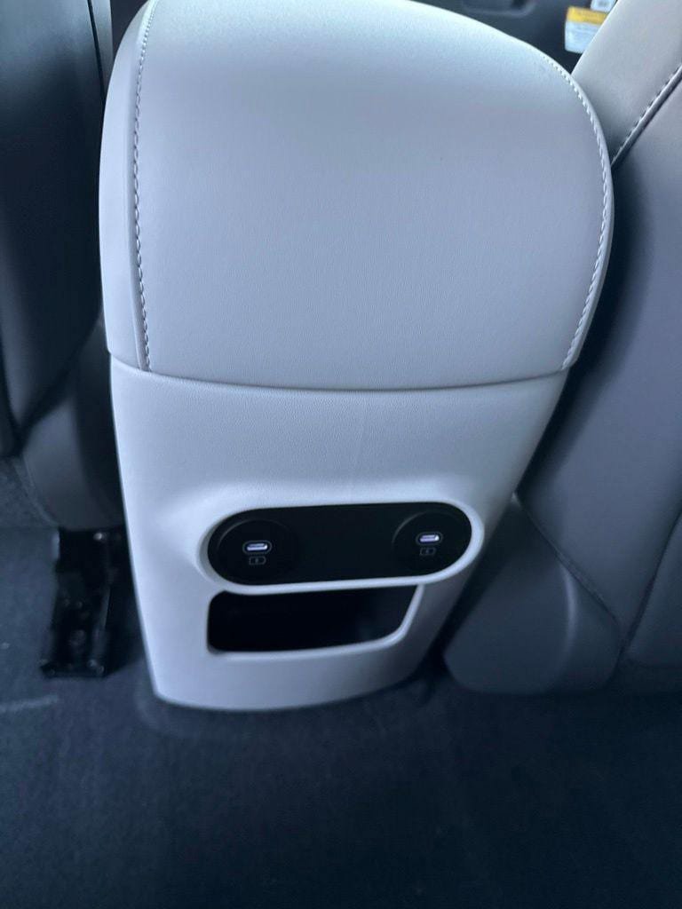 New 2027 Hyundai Ioniq 5 SEL AWD/4WD image 24