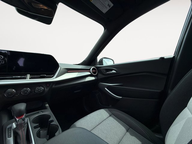 Certified 2024 Chevrolet Trax RS w/ Driver Confidence Package FWD image 11