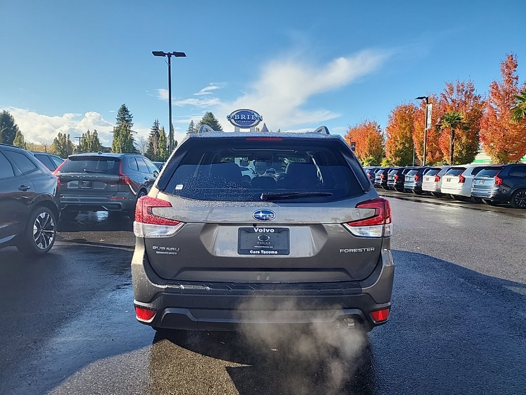 Used 2021 Subaru Forester Premium w/ Popular Package #1 AWD/4WD image 4