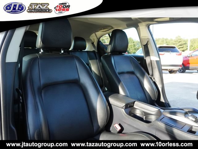 Used 2015 Lexus CT 200h w/ Navigation Package FWD image 22