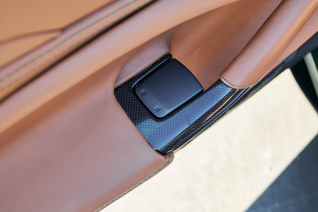 Used 2022 Ferrari F8 Tributo image 31