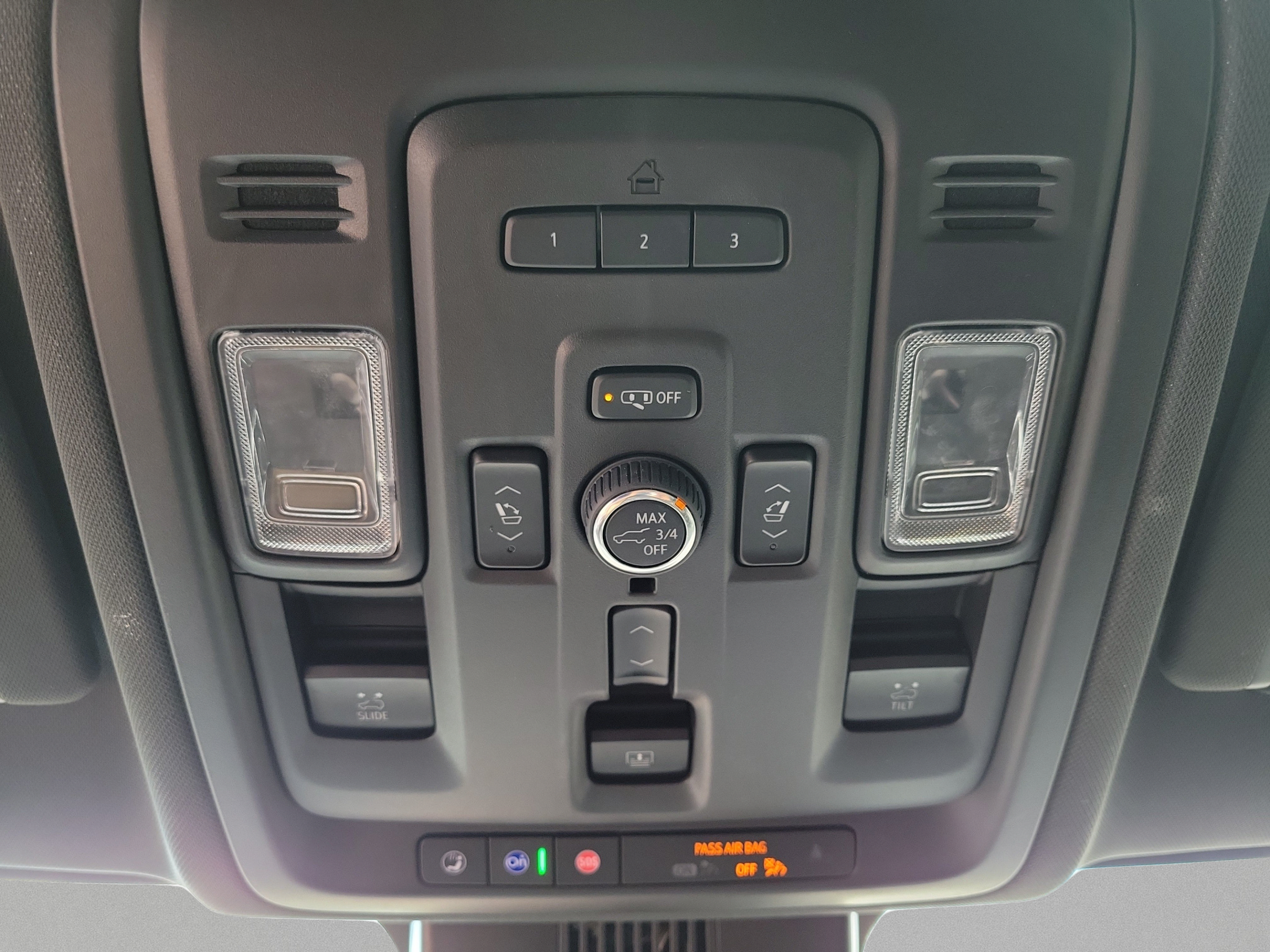 Used 2023 GMC Yukon XL AT4 w/ Technology Package AWD/4WD image 22