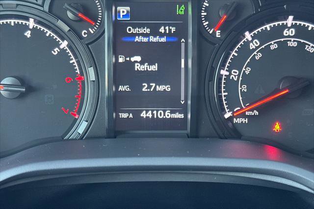 Certified 2024 Toyota 4Runner SR5 Premium image 32