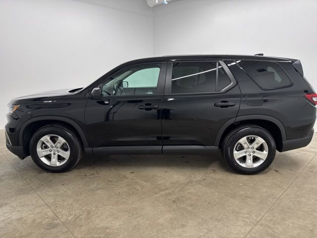 Certified 2023 Honda Pilot LX image 8