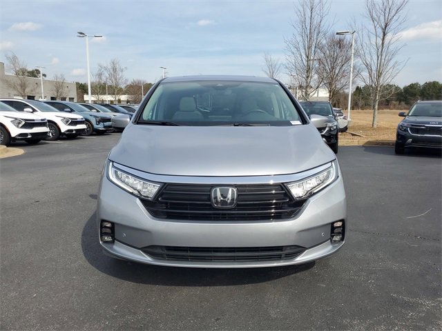 Used 2023 Honda Odyssey Touring image 2