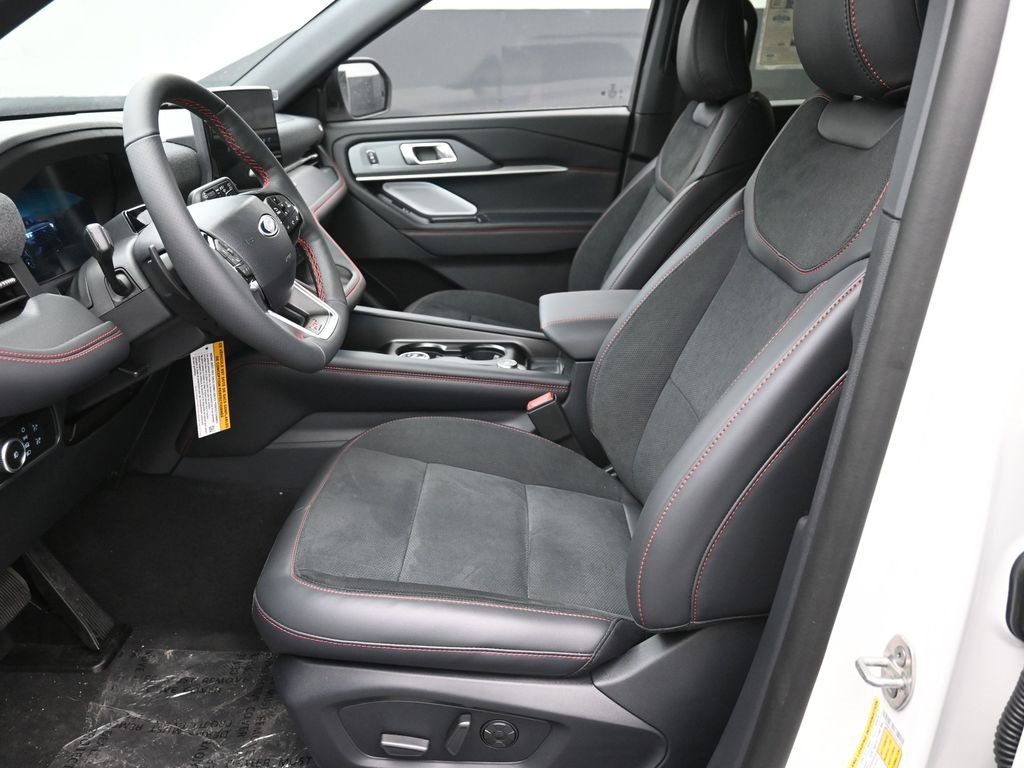 New 2026 Ford Explorer ST w/ Sun And Sound Package image 21