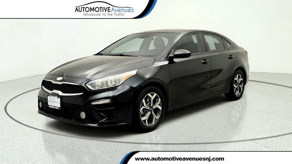 Used 2019 Kia Forte LXS FWD image 1