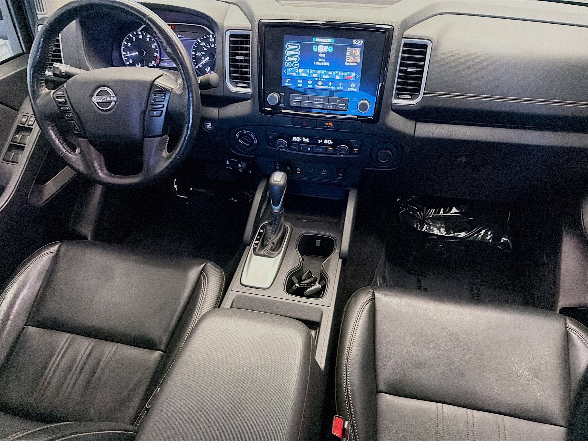 Used 2022 Nissan Frontier SV w/ SV Premium Package AWD/4WD image 12