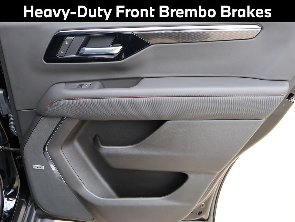 Used 2026 Chevrolet Tahoe RST w/ RST Performance Edition AWD/4WD image 16