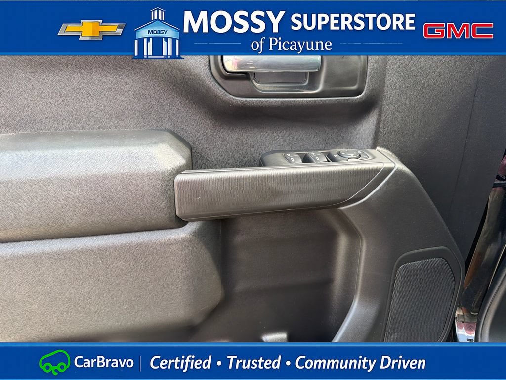 Certified 2025 Chevrolet Silverado 1500 Custom w/ Turbomax Blackout Package AWD/4WD image 14