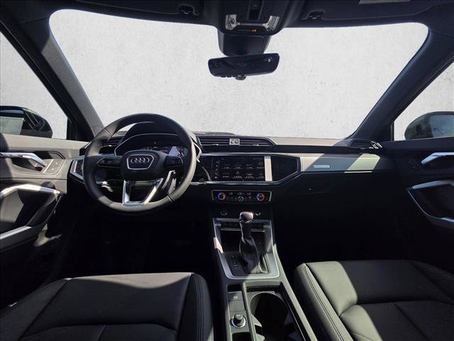 Used 2025 Audi Q3 2.0T Premium w/ Convenience Package AWD/4WD image 20