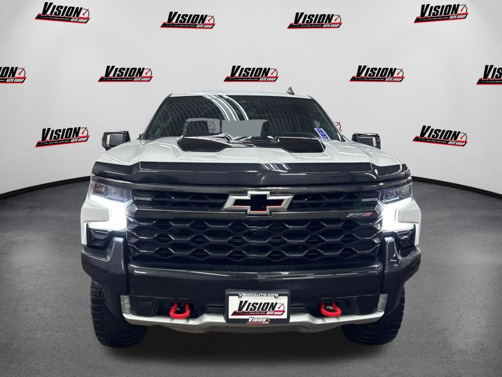 Used 2024 Chevrolet Silverado 1500 ZR2 w/ Technology Package image 2