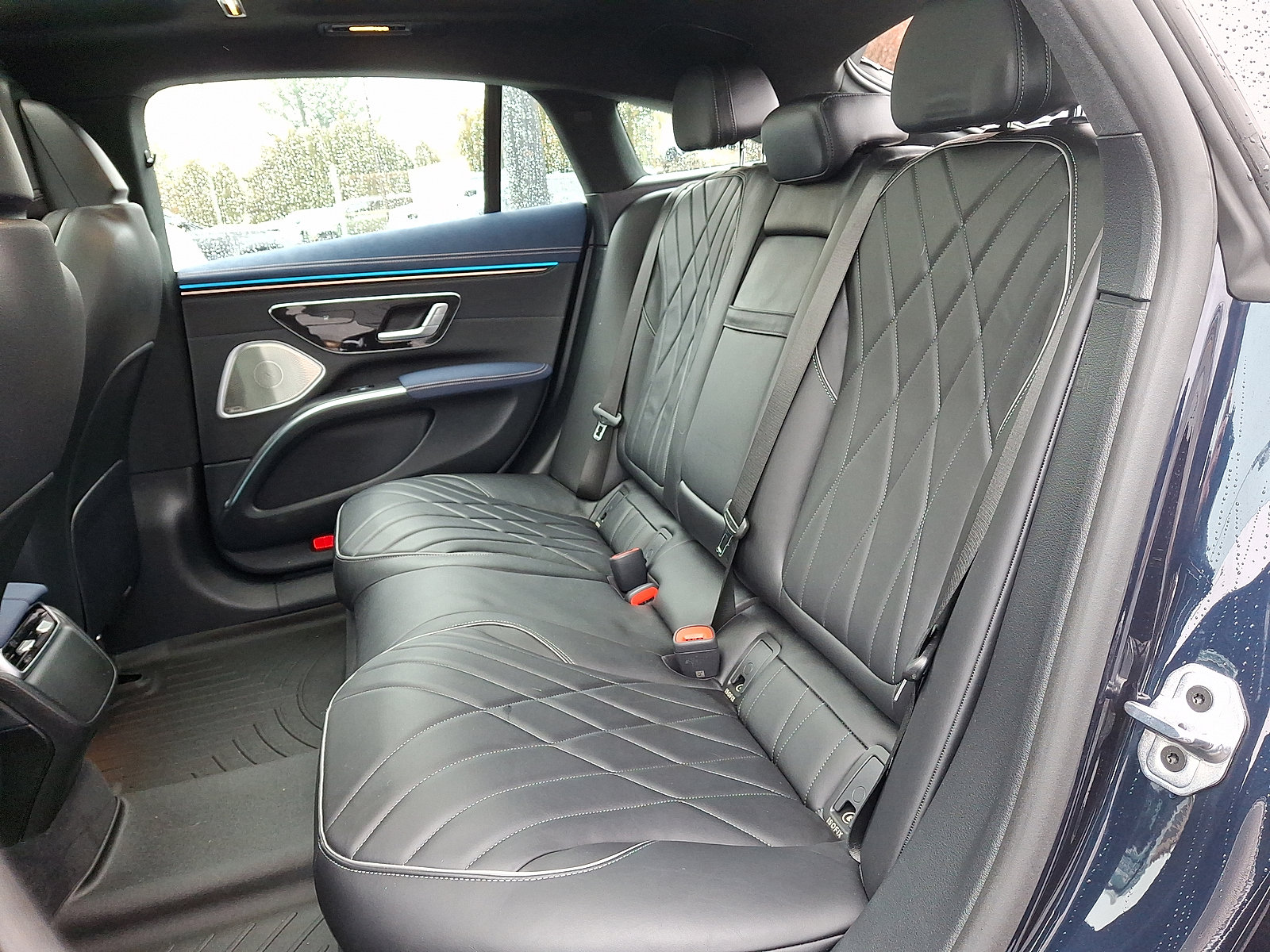 Used 2023 Mercedes-Benz EQS 450+ 4MATIC Sedan image 11