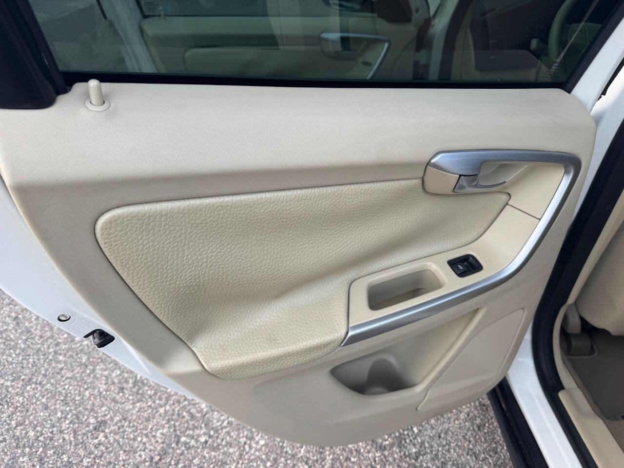 Used 2010 Volvo XC60 3.2 FWD image 22