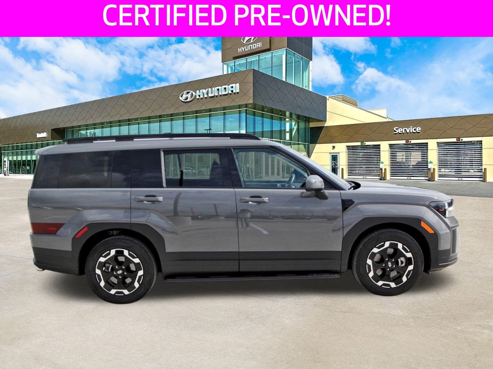 Used 2025 Hyundai Santa Fe SEL image 4