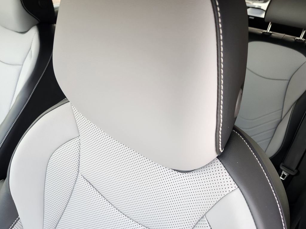 New 2026 Volkswagen Tiguan SE R-Line image 6