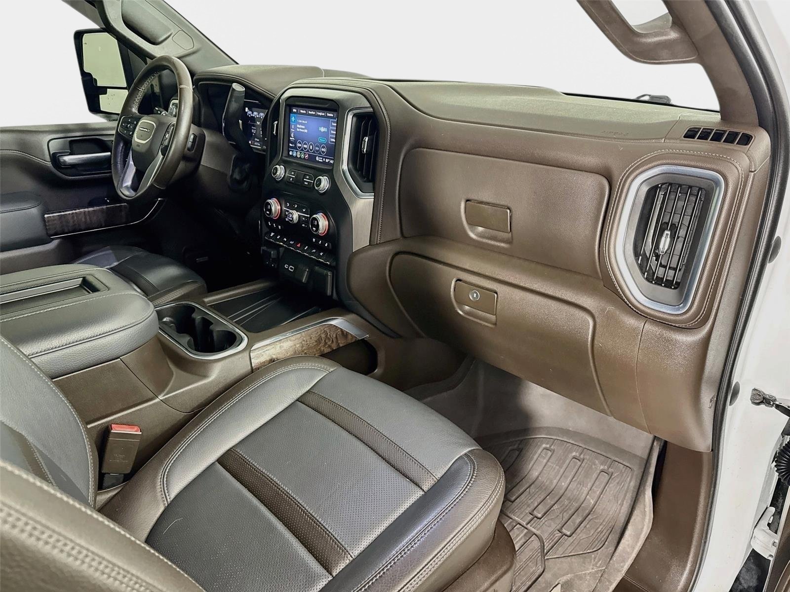 Used 2021 GMC Sierra 3500 Denali w/ Denali Ultimate Package AWD/4WD image 30