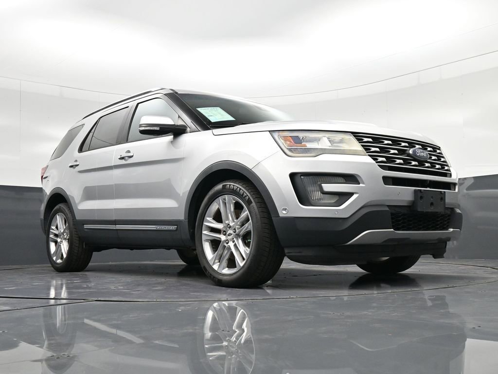 Used 2016 Ford Explorer Limited w/ Equipment Group 301A image 35