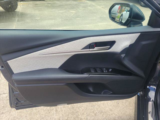 Certified 2025 Toyota Camry XLE FWD image 13