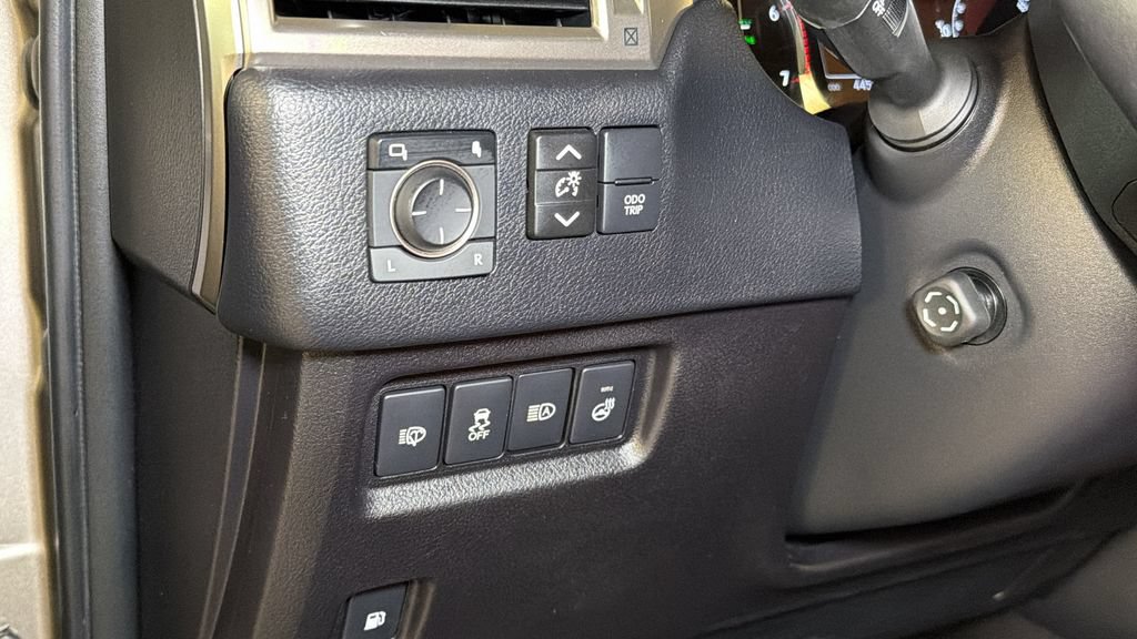 Used 2021 Lexus GX 460 Premium AWD/4WD image 23