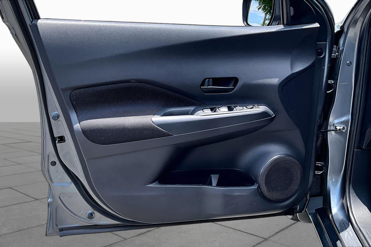 Used 2023 Nissan Kicks S FWD image 21