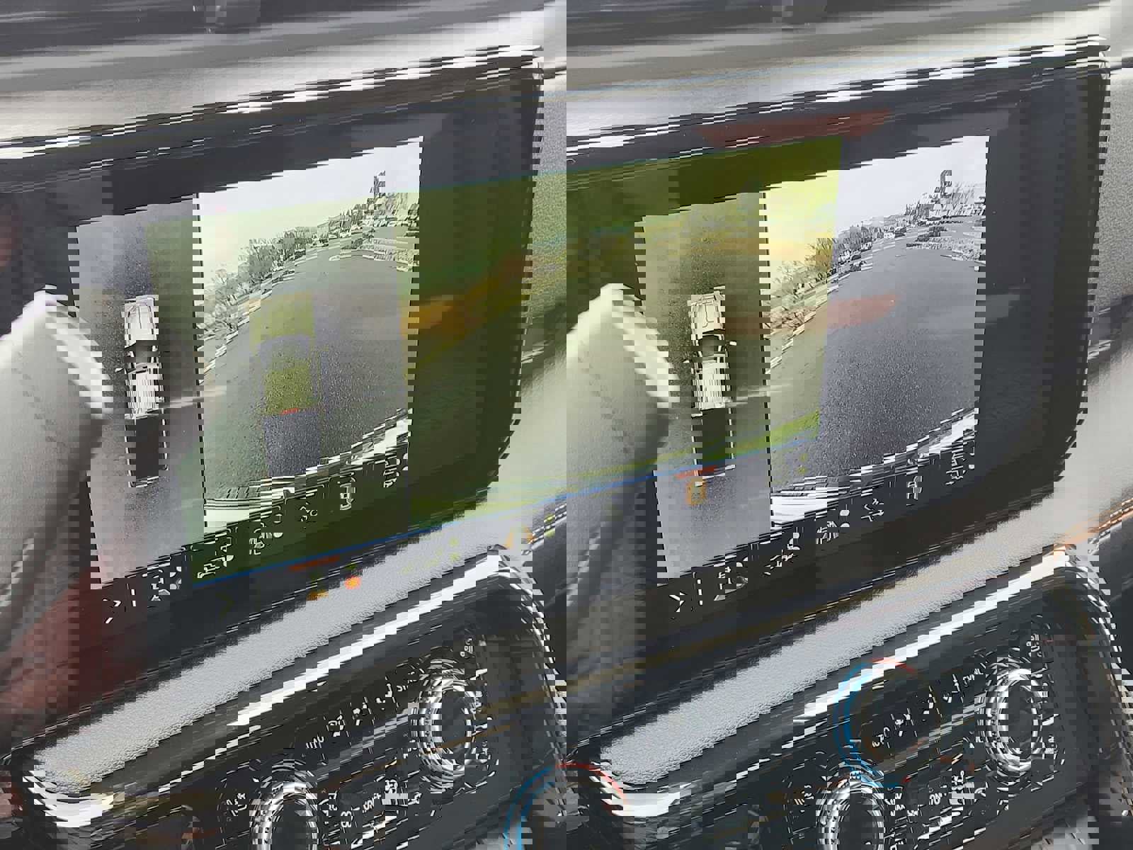 New 2026 GMC Sierra 2500 AT4 w/ AT4 Premium Plus Package image 21