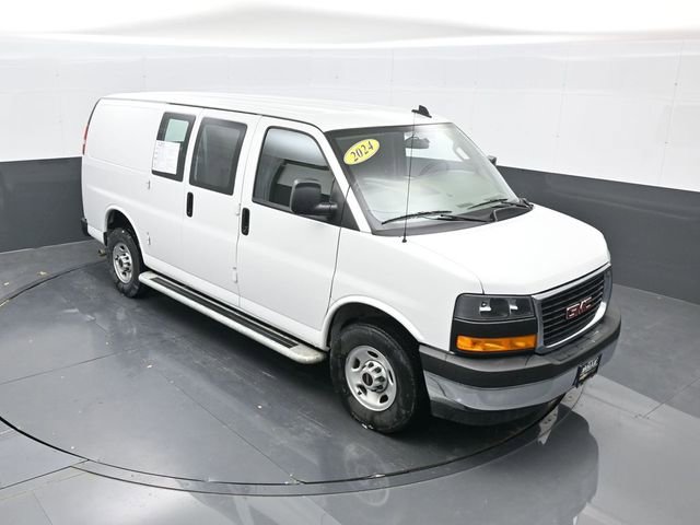 Used 2024 GMC Savana 2500 w/ Driver Convenience Package image 1