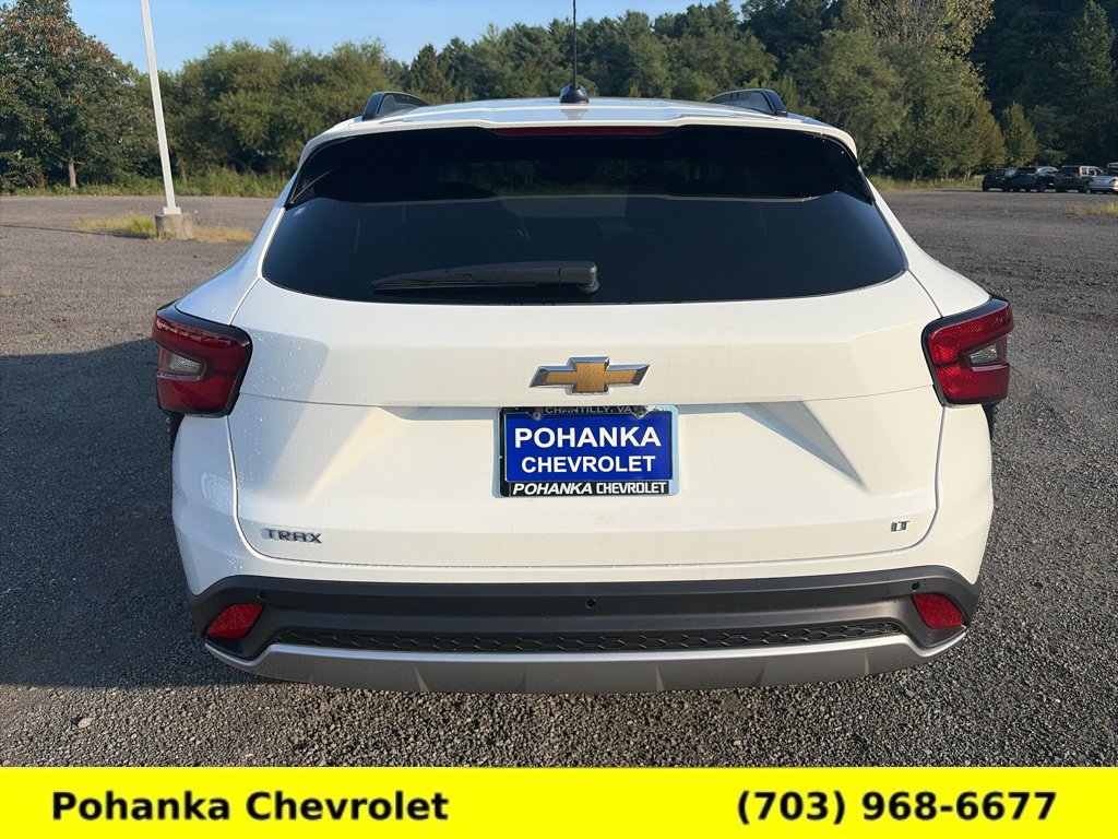 New 2026 Chevrolet Trax LT w/ Driver Confidence Package FWD image 6