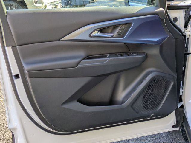New 2026 Chevrolet Equinox EV LT w/ LPO, Blackout Package FWD image 11