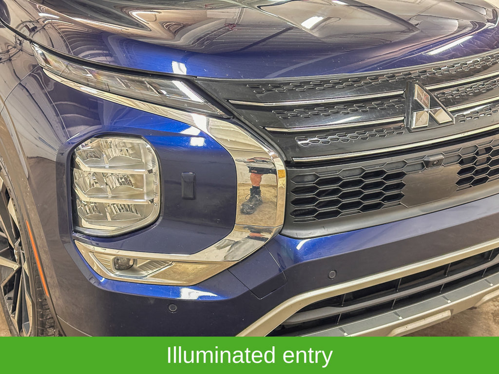 Used 2024 Mitsubishi Outlander AWD image 15