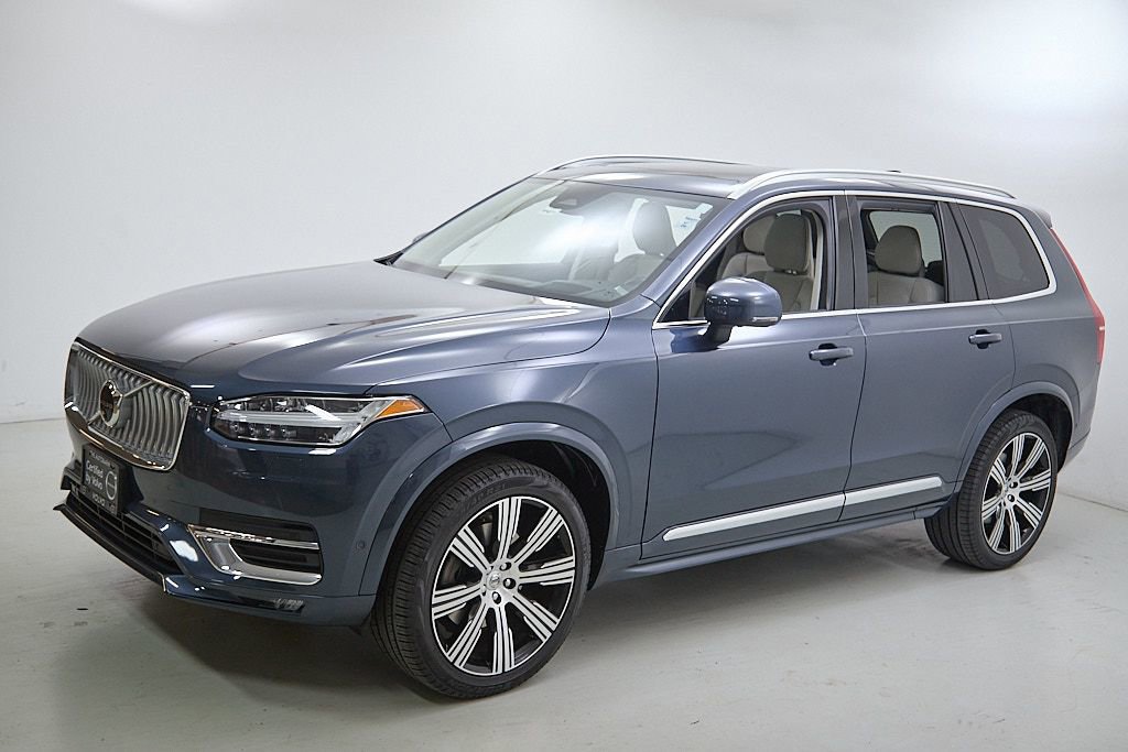 Certified 2023 Volvo XC90 B6 Ultimate w/ Protection Package Premier image 6
