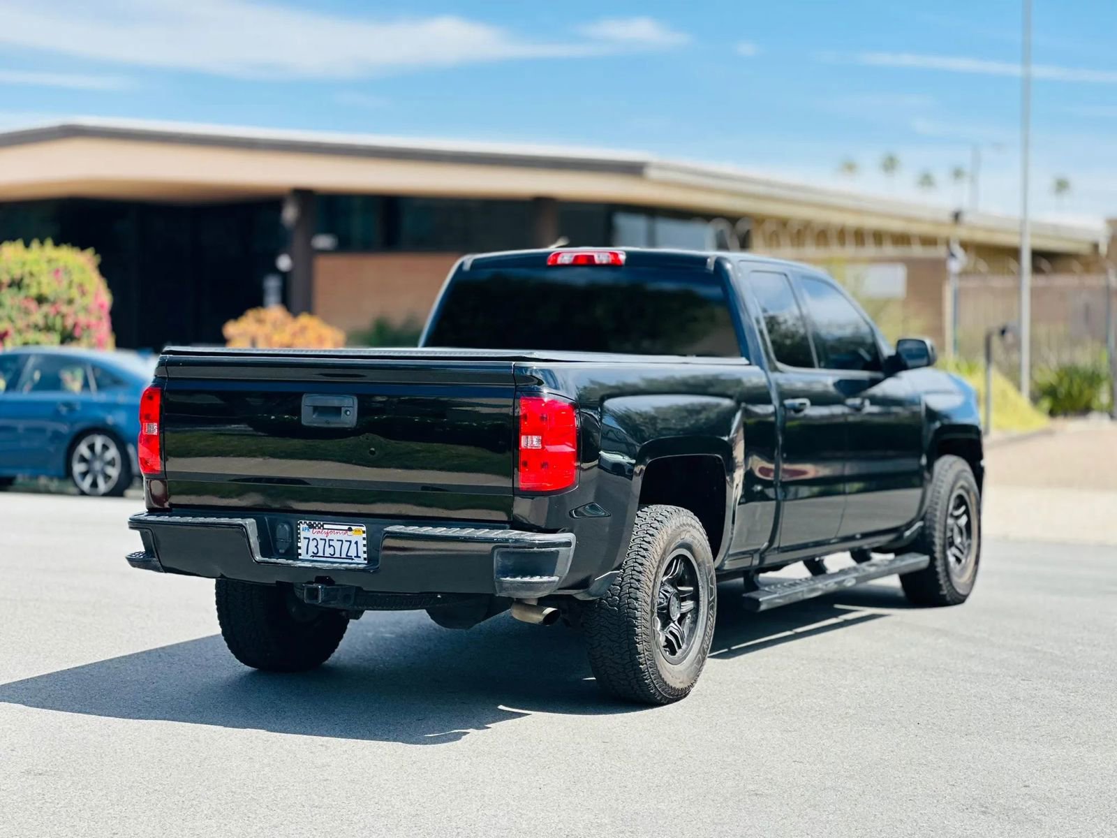 Used 2016 Chevrolet Silverado 1500 LT w/ All Star Edition RWD image 6