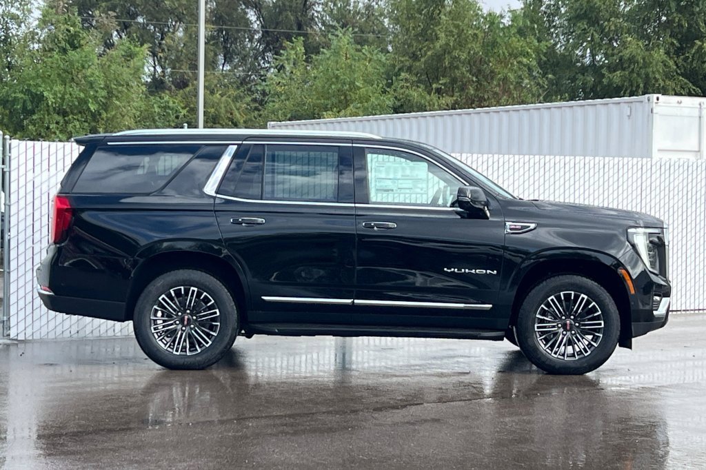 New 2026 GMC Yukon Elevation image 3
