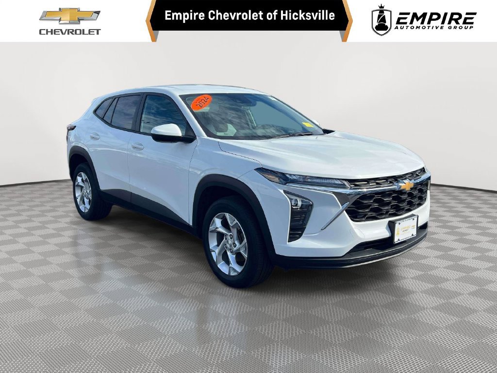 Used 2024 Chevrolet Trax LS w/ LS Convenience Package FWD image 1