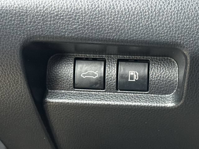 Used 2023 Toyota Crown AWD/4WD image 24
