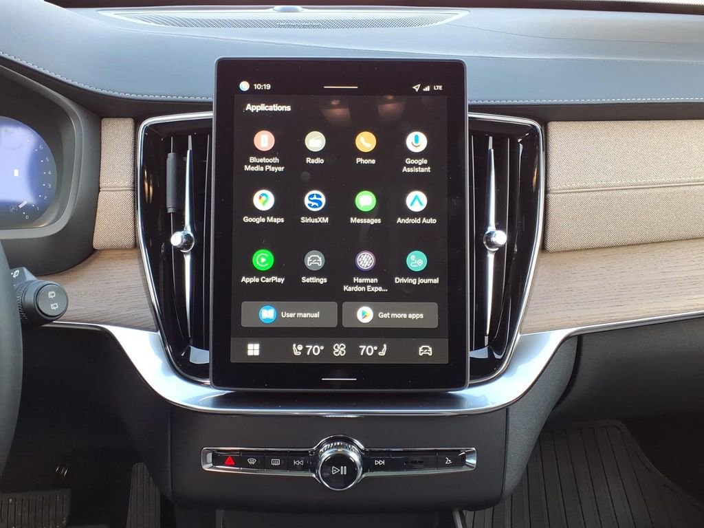 Certified 2026 Volvo XC90 B6 Ultra w/ Protection Package image 13