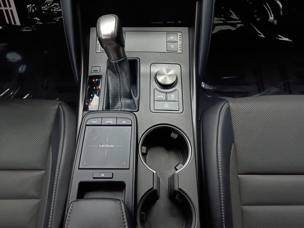 Used 2021 Lexus IS 350 F Sport w/ Navigation Package RWD image 10